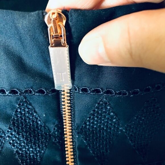 NWT: Ted Baker Forelli Ruffle Embroidered Top - Picture 11 of 15